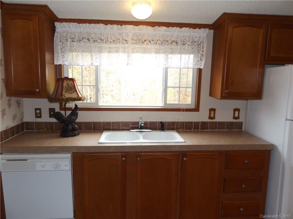 3498 Plateau Road Newton, NC 28658 - Photo 10 of 24 Gallery Image 10
