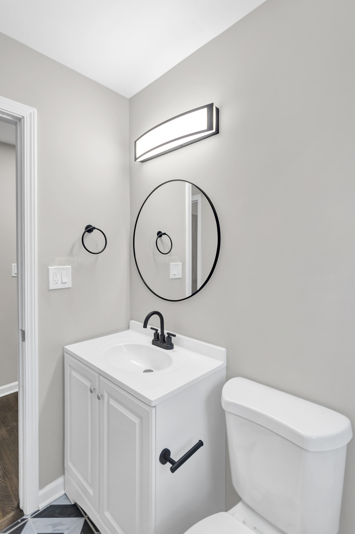700 Ash Road Hoffman Estates, IL 60169 - Photo 25 of 34 Gallery Image 25