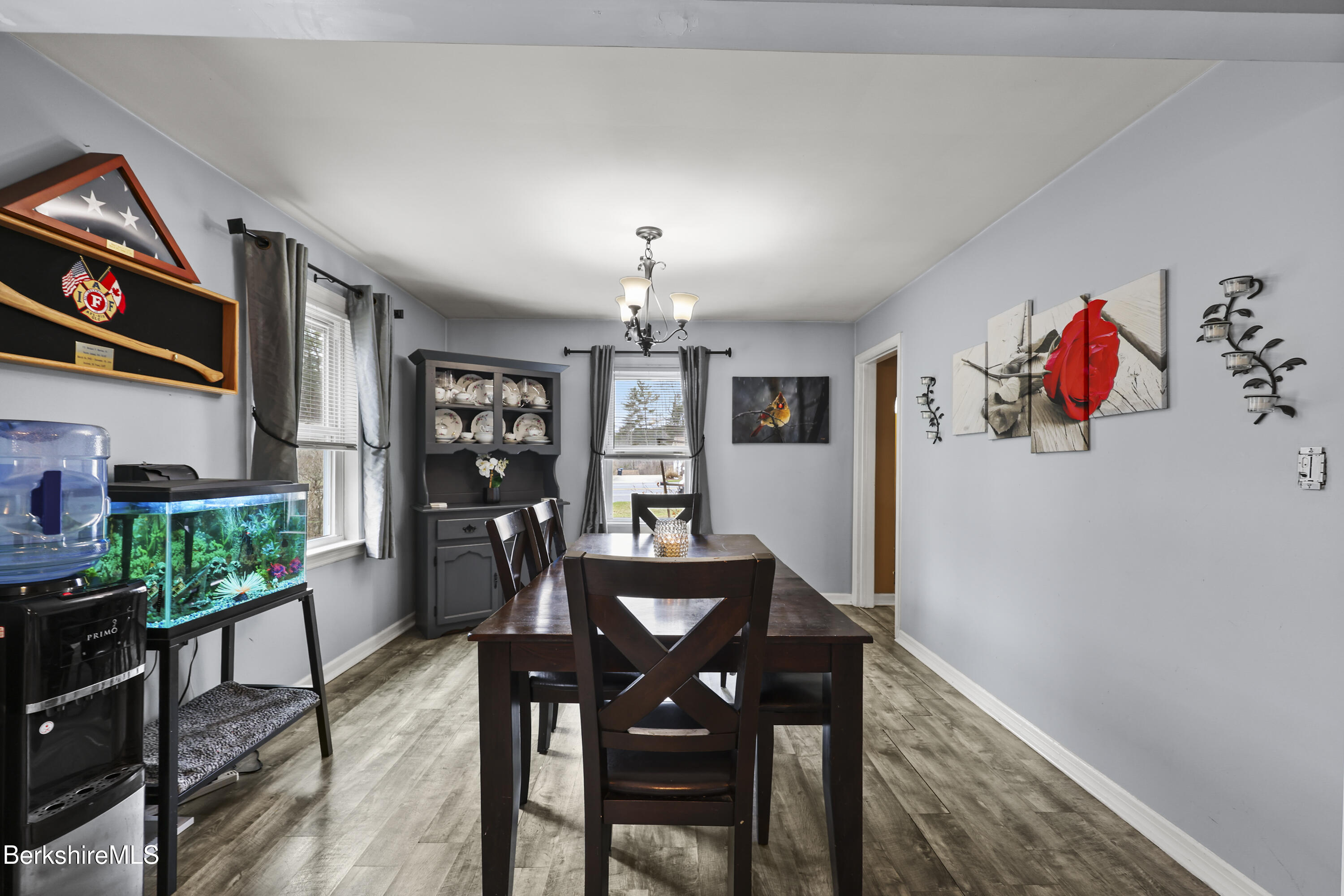 322 Cheshire Road Pittsfield, MA 01201 - Photo 14 of 31 Dining Room