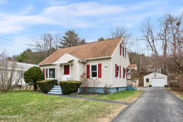 $289,900 | 322 Cheshire Road, Pittsfield, MA 01201