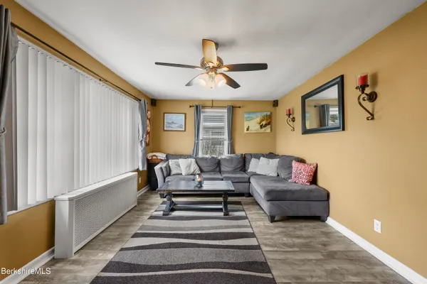 $289,900 | 322 Cheshire Road, Pittsfield, MA 01201