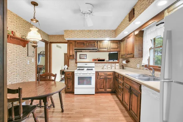 $315,000 | 1102 County Road 600 North, Tolono, IL 61880