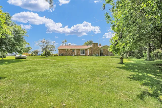 $315,000 | 1102 County Road 600 North, Tolono, IL 61880