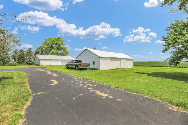 $315,000 | 1102 County Road 600 North, Tolono, IL 61880