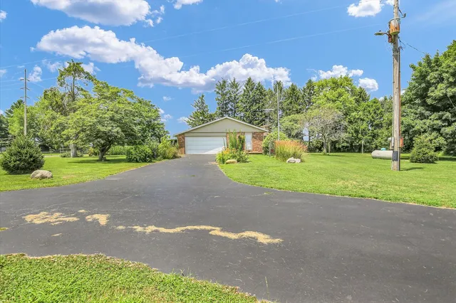 $315,000 | 1102 County Road 600 North, Tolono, IL 61880