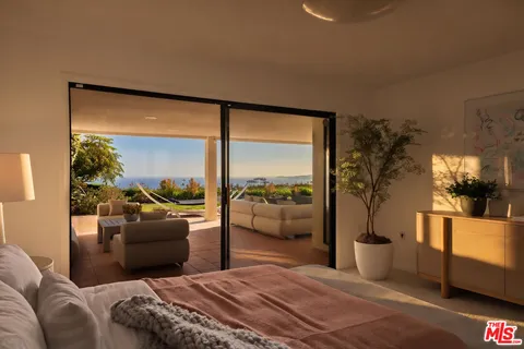 $7,450,000 | 24750 Vantage Point Terrace, Malibu, CA 90265