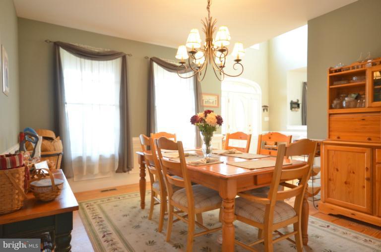 2720 Bert Fowler Road Manchester, MD 21102 - Photo 22 of 30 Dining Room