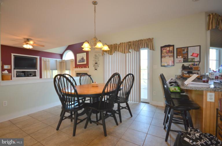 2720 Bert Fowler Road Manchester, MD 21102 - Photo 25 of 30 Kitchen