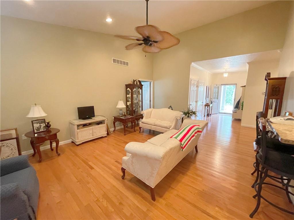 15 Ridge Road Pittsburgh, PA 15221 - Photo 8 of 23 Gallery Image 8