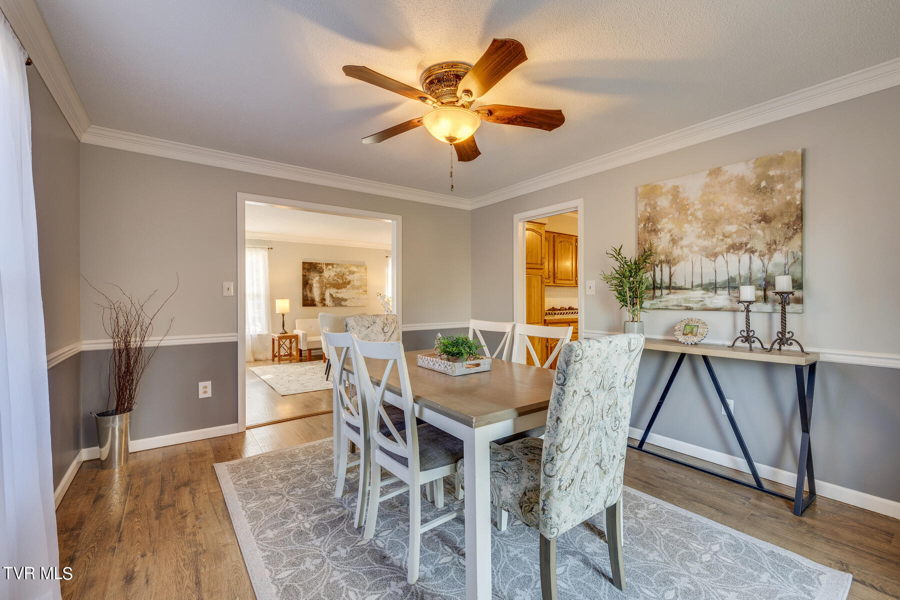 21446 Plantation Road Bristol, VA 24202 - Photo 12 of 57 012