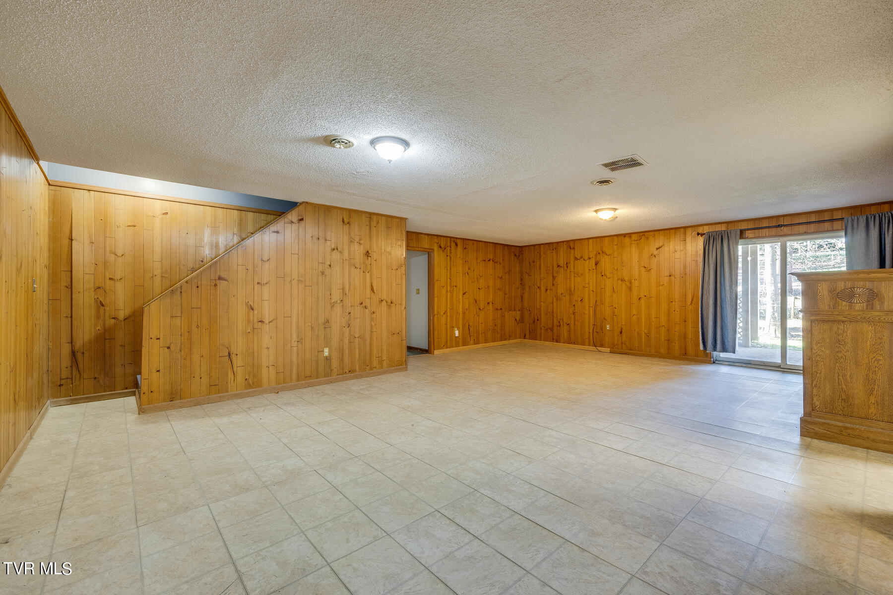 21446 Plantation Road Bristol, VA 24202 - Photo 40 of 57 041