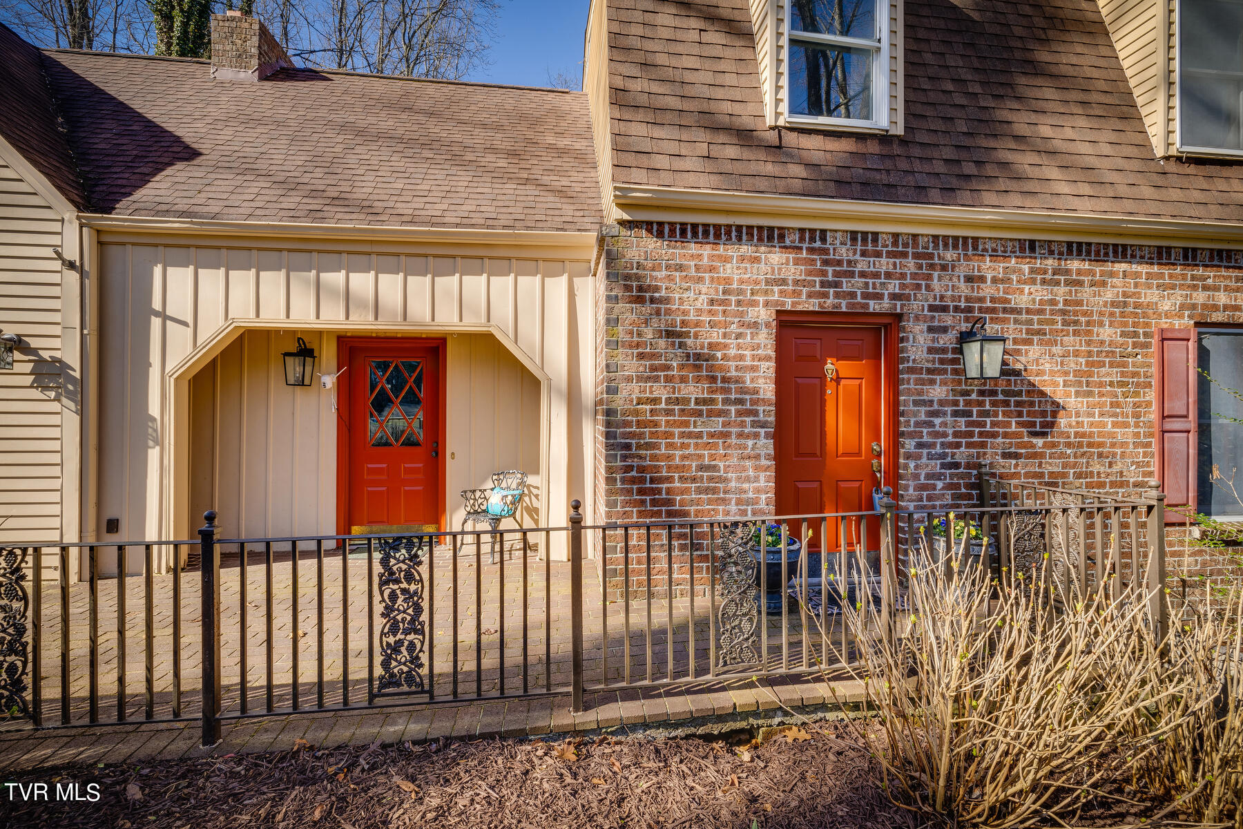 21446 Plantation Road Bristol, VA 24202 - Photo 4 of 57 004