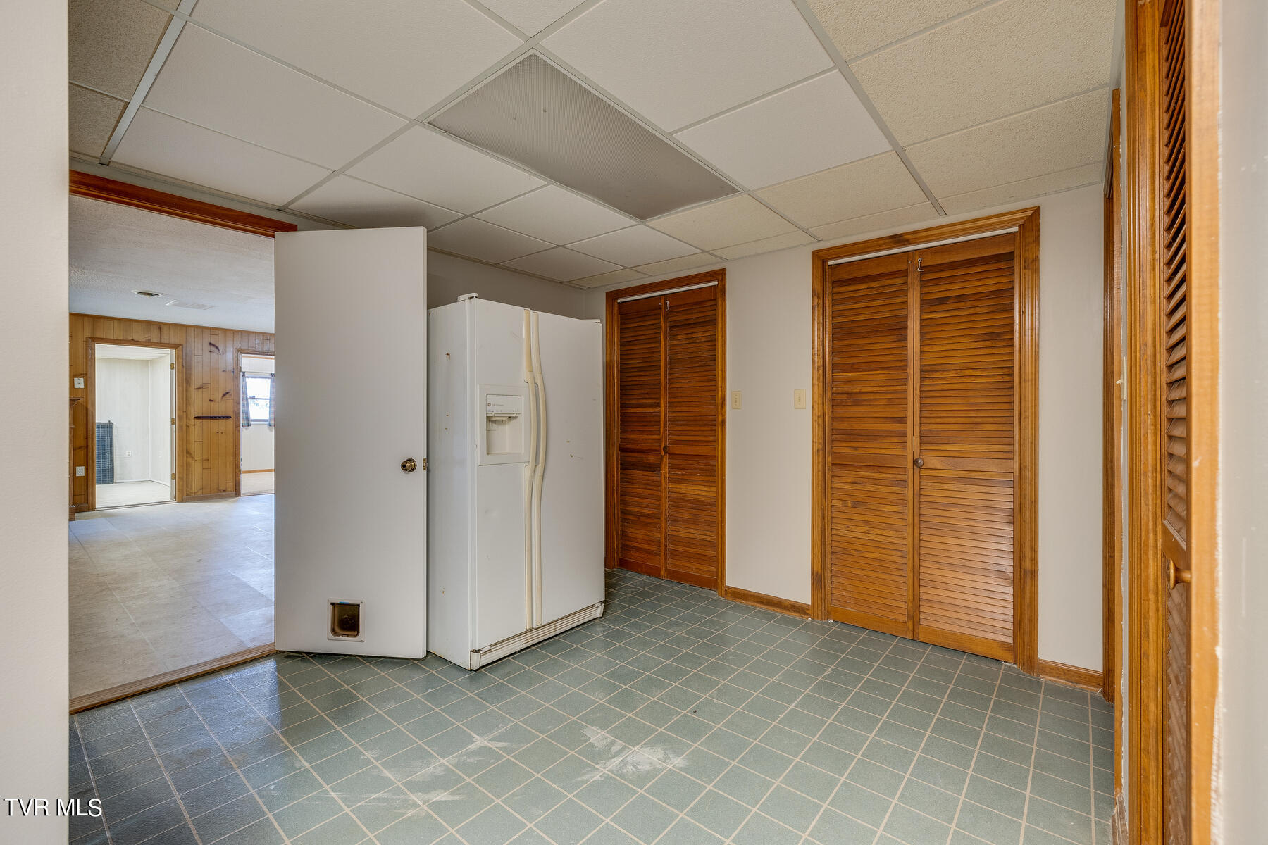 21446 Plantation Road Bristol, VA 24202 - Photo 45 of 57 048