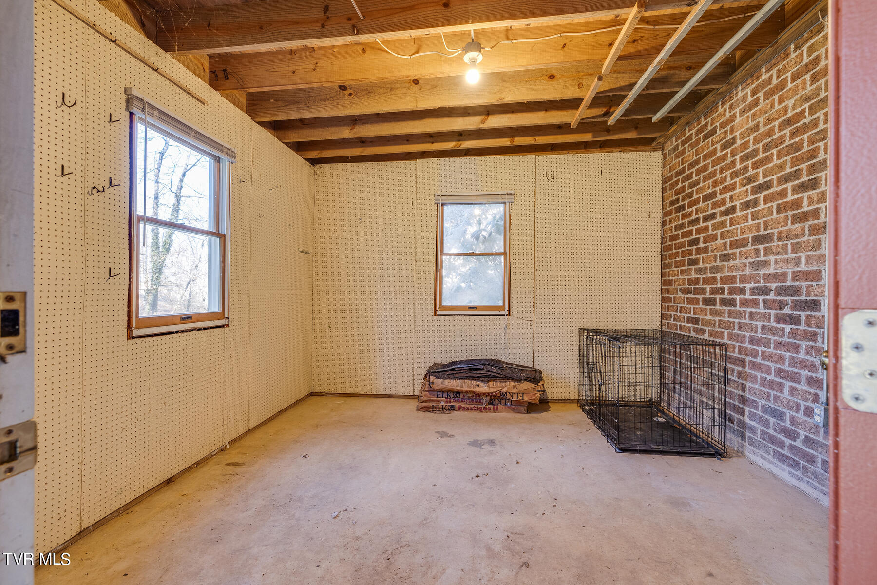 21446 Plantation Road Bristol, VA 24202 - Photo 48 of 57 051