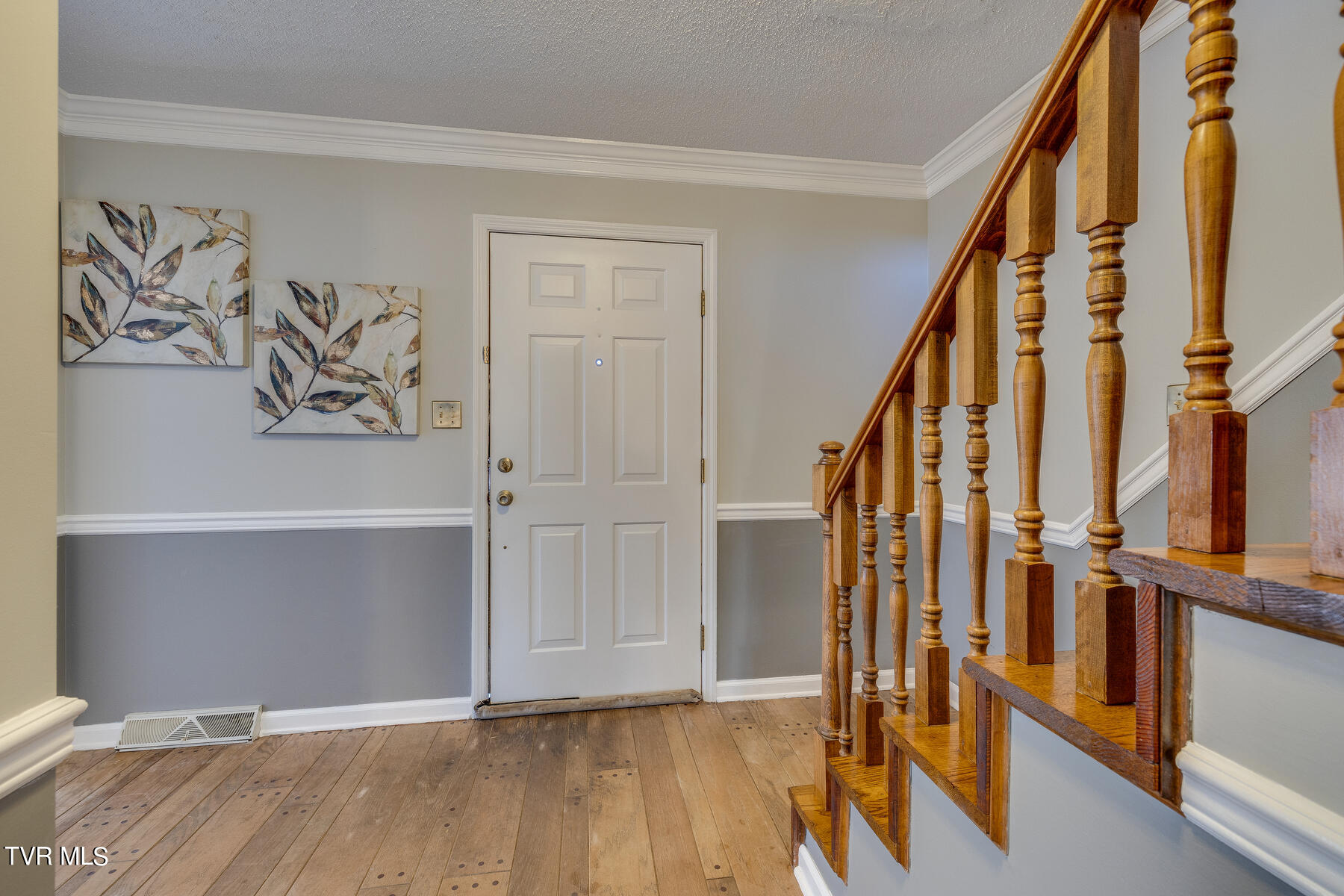 21446 Plantation Road Bristol, VA 24202 - Photo 6 of 57 006