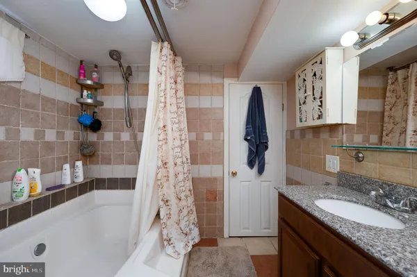 $299,000 | 1740 Acorn Drive, Reading, PA 19608