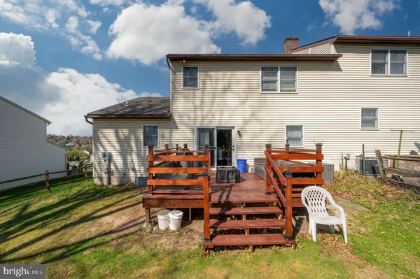 $299,000 | 1740 Acorn Drive, Reading, PA 19608