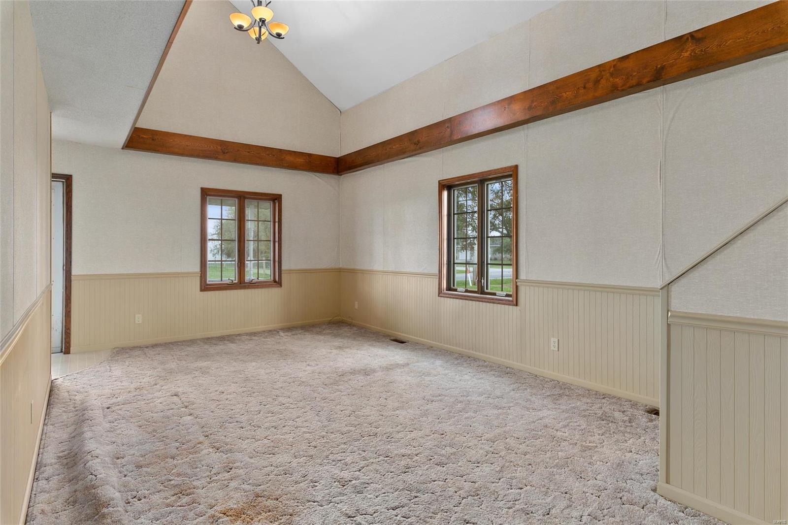 22209 East 5th Road Raymond, IL 62560 - Photo 14 of 34 Gallery Image 14