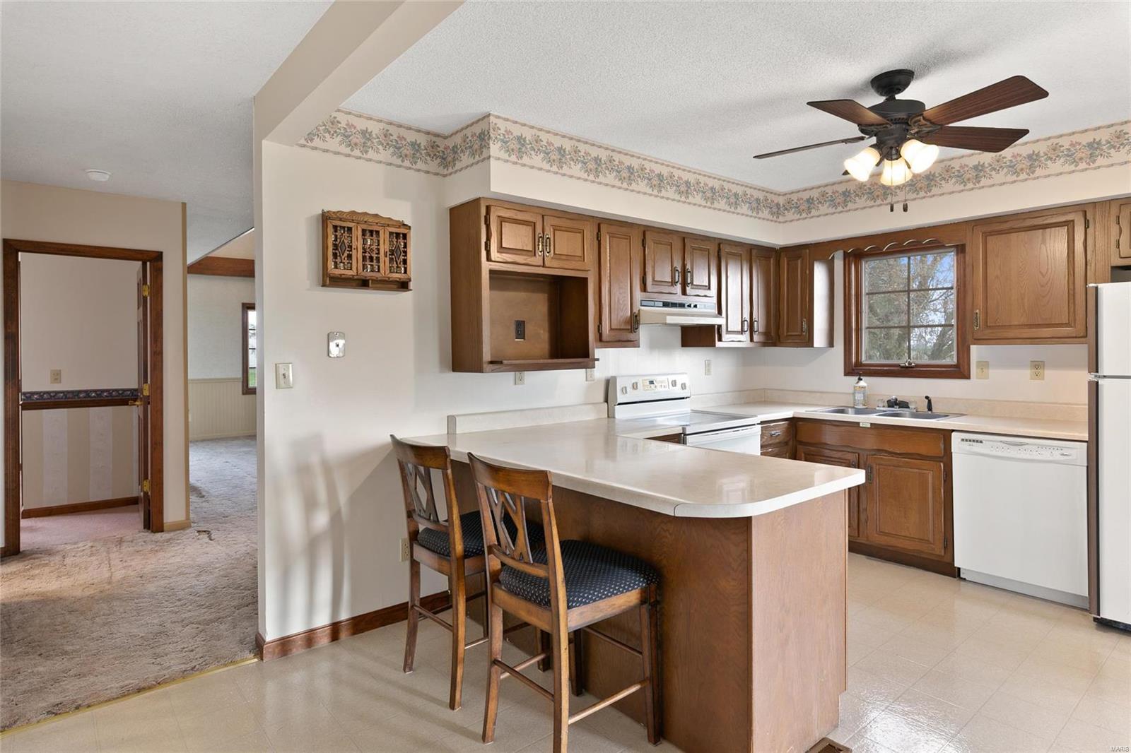 22209 East 5th Road Raymond, IL 62560 - Photo 15 of 34 Gallery Image 15