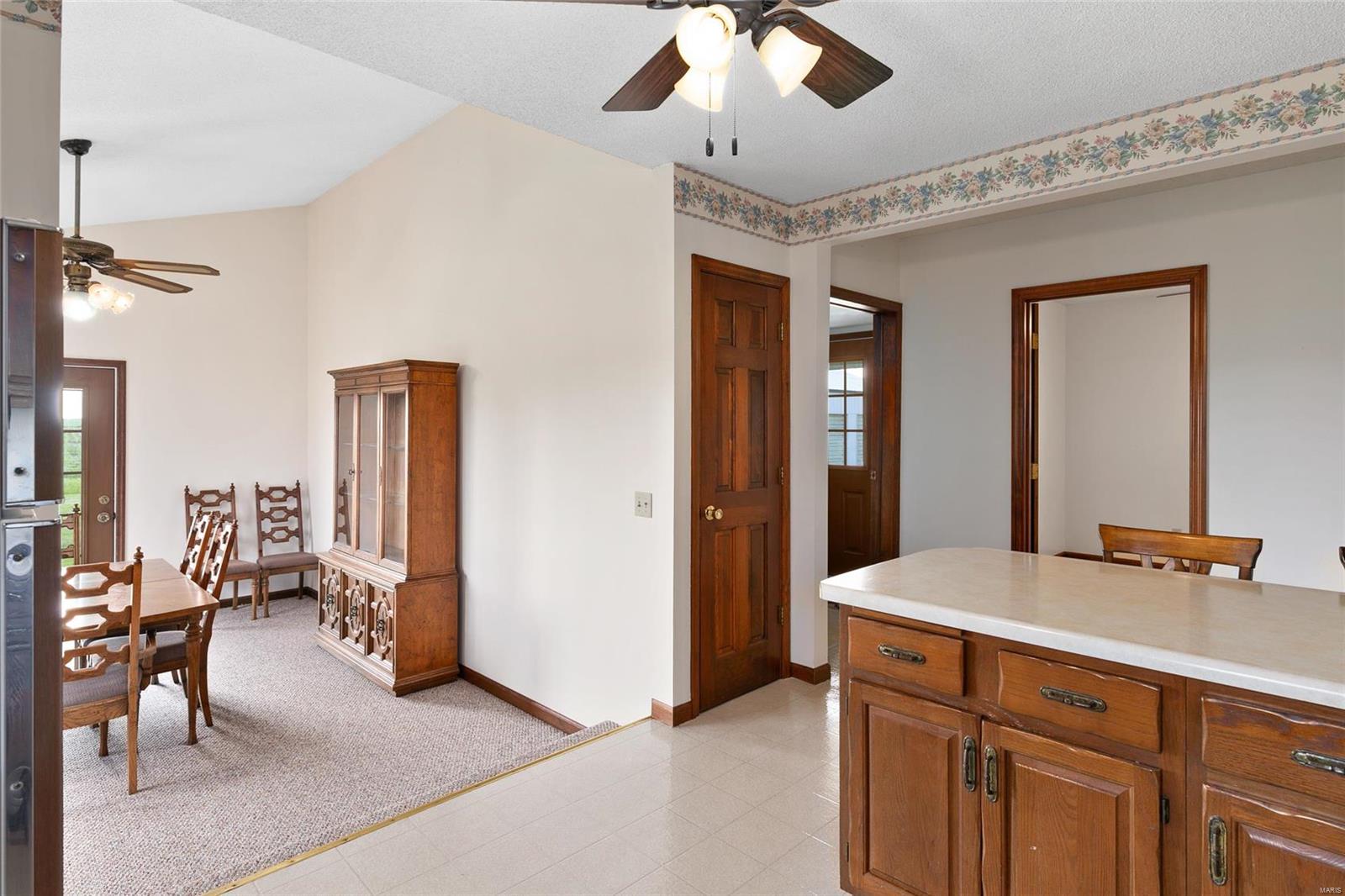 22209 East 5th Road Raymond, IL 62560 - Photo 17 of 34 Gallery Image 17