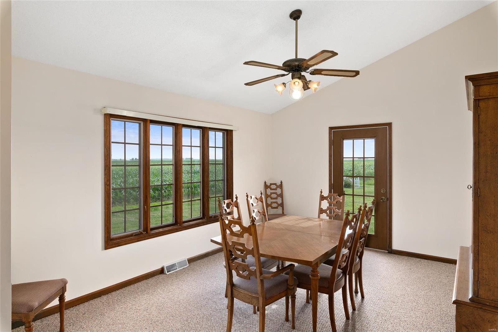 22209 East 5th Road Raymond, IL 62560 - Photo 18 of 34 Gallery Image 18