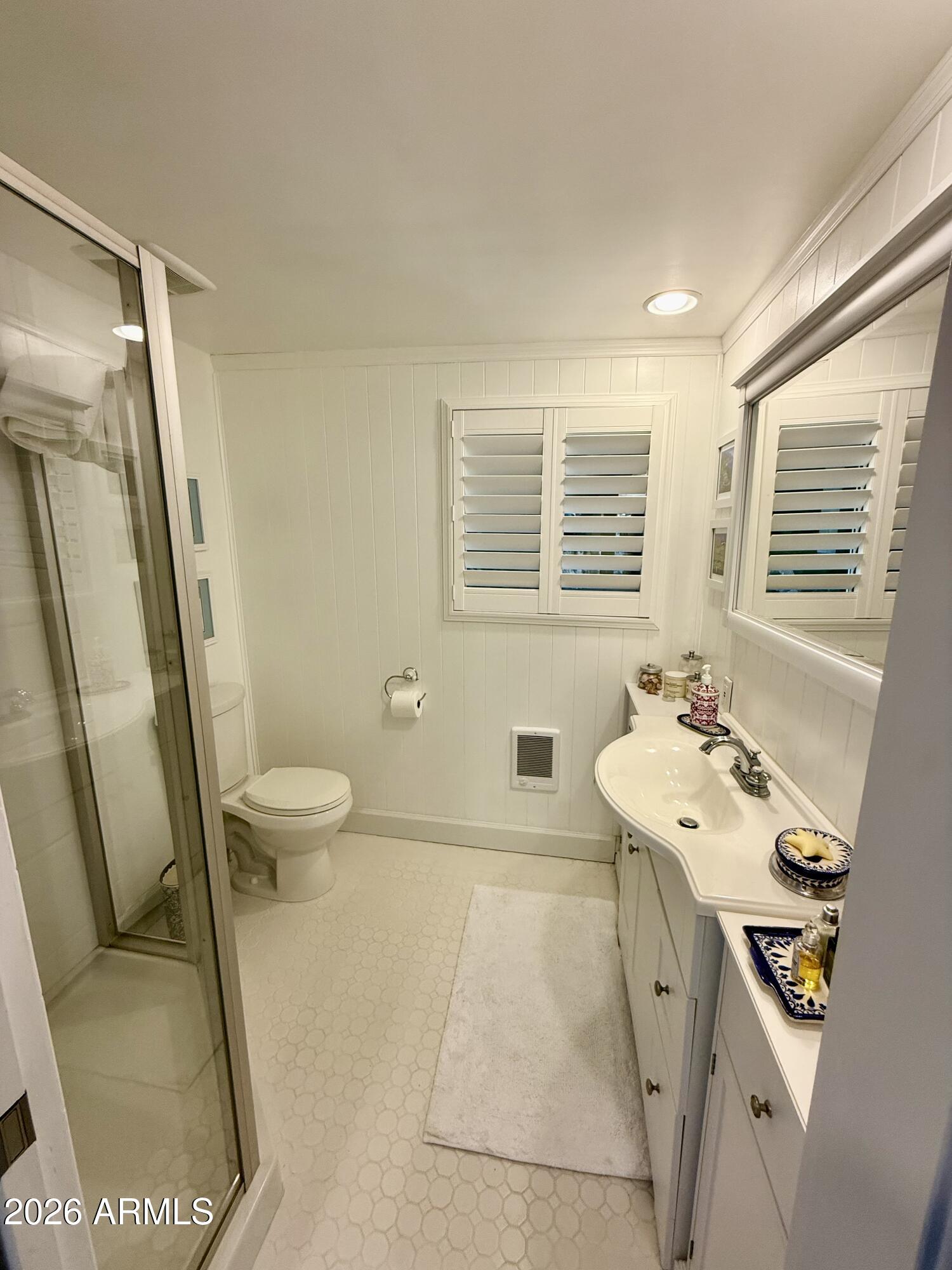 23403 Manzanita Road Crown King, AZ 86343 - Photo 30 of 74 Bathroom off bedroom 2