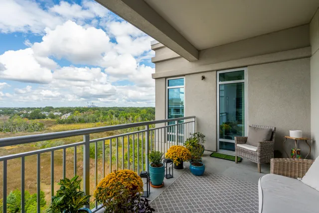 $1,695,000 | 155 Wingo Way, Unit 472, Mount Pleasant, SC 29464