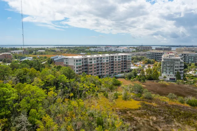 $1,695,000 | 155 Wingo Way, Unit 472, Mount Pleasant, SC 29464