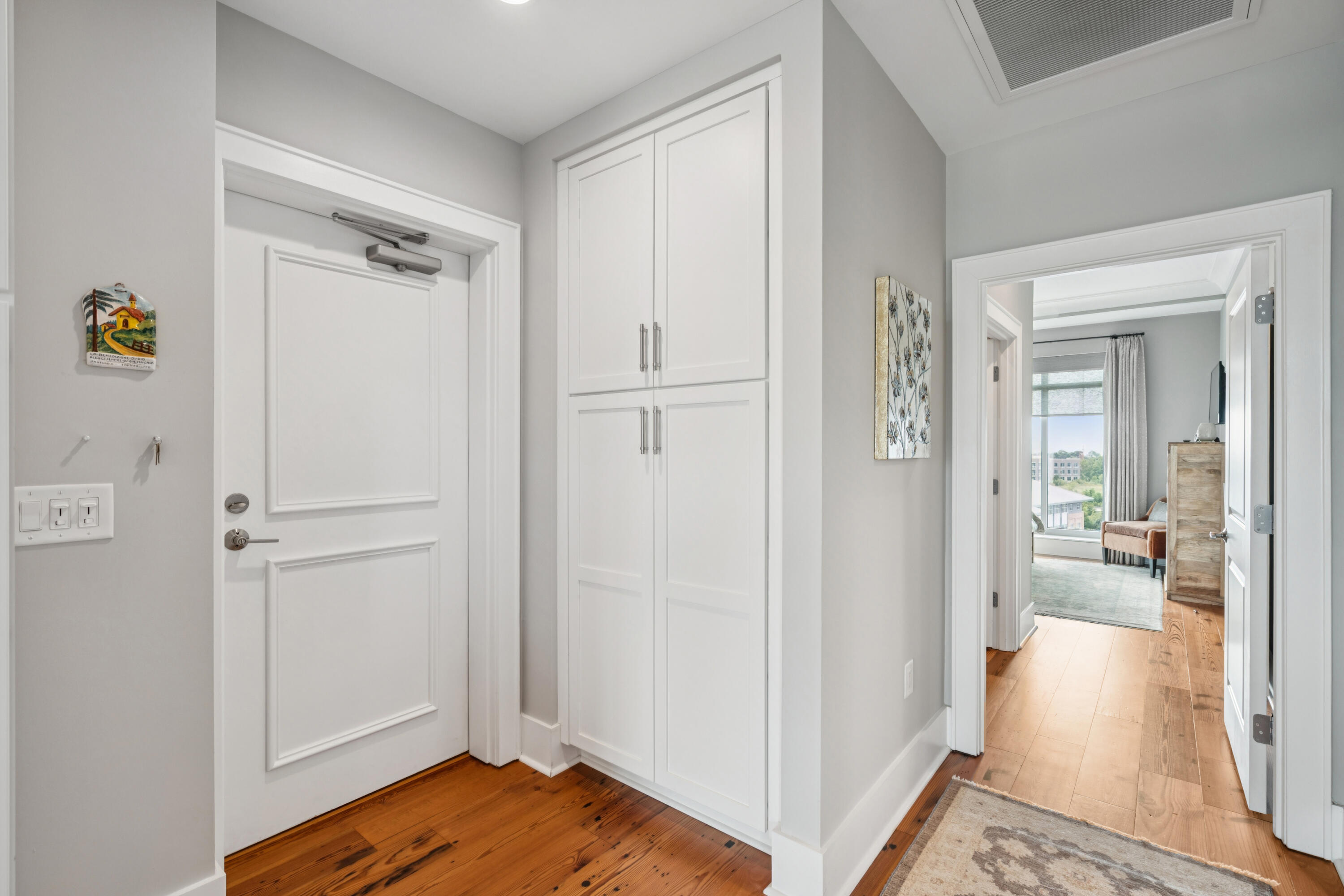 155 Wingo Way, Unit 472 Mount Pleasant, SC 29464 - Photo 3 of 27 155WingoWay-KeenEyeMarketing-001