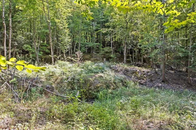 $179,900 | 514 Red Rock Road, Colchester, VT 05446