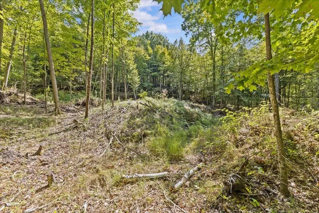 $179,900 | 514 Red Rock Road, Colchester, VT 05446