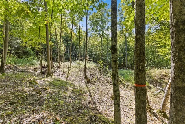 $179,900 | 514 Red Rock Road, Colchester, VT 05446