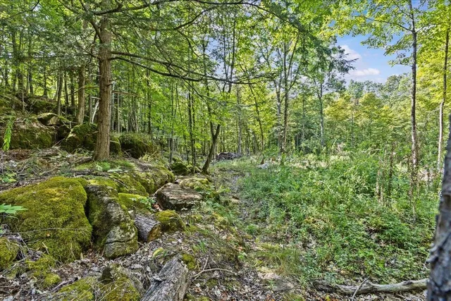 $179,900 | 514 Red Rock Road, Colchester, VT 05446