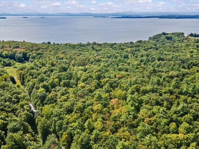 $179,900 | 514 Red Rock Road, Colchester, VT 05446