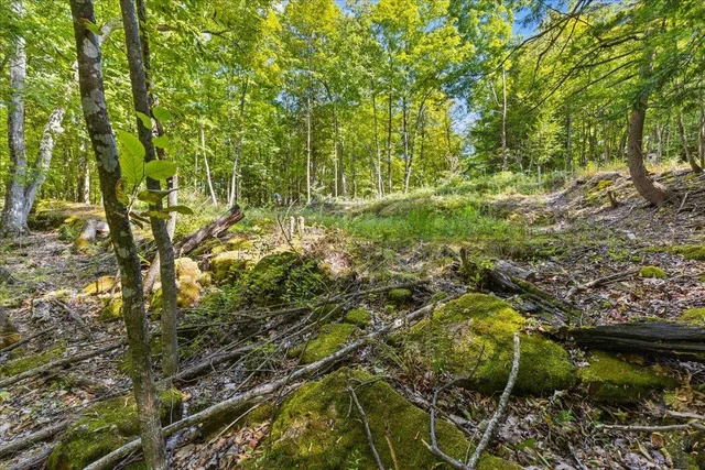 $179,900 | 514 Red Rock Road, Colchester, VT 05446