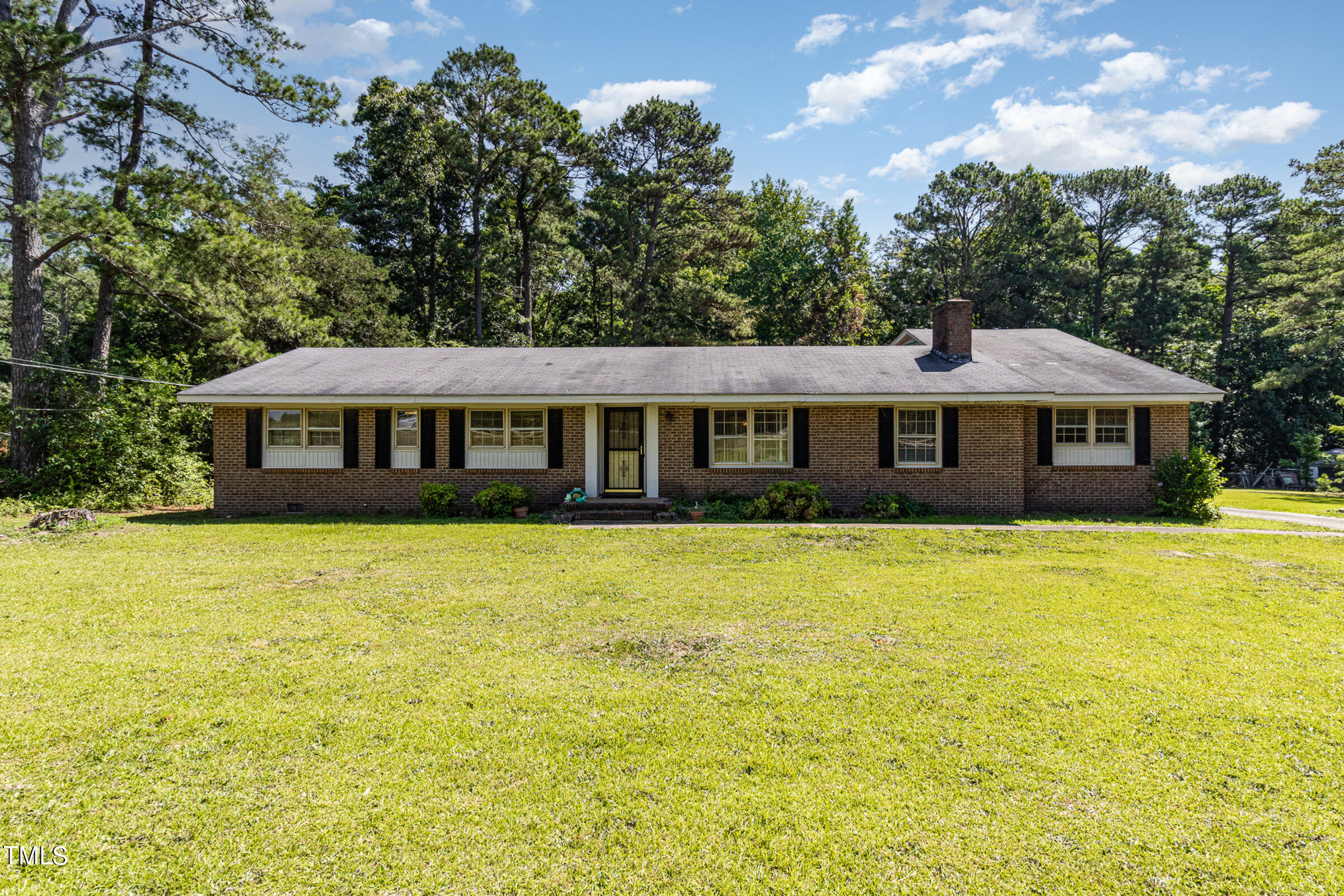 7538 Leonard Road Kenly, NC 27542 - Photo 1 of 32 001_img_6814-edit