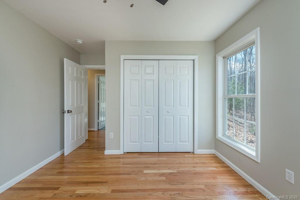 237 Church Road Fairview, NC 28730 - Photo 18 of 39 Gallery Image 18