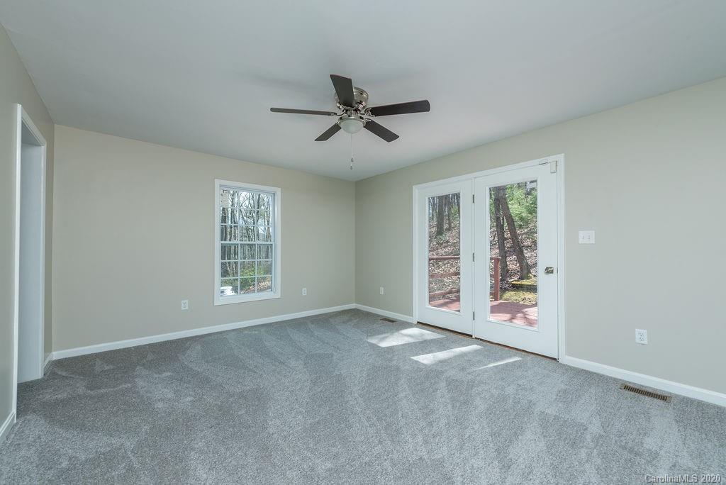 237 Church Road Fairview, NC 28730 - Photo 19 of 39 Gallery Image 19