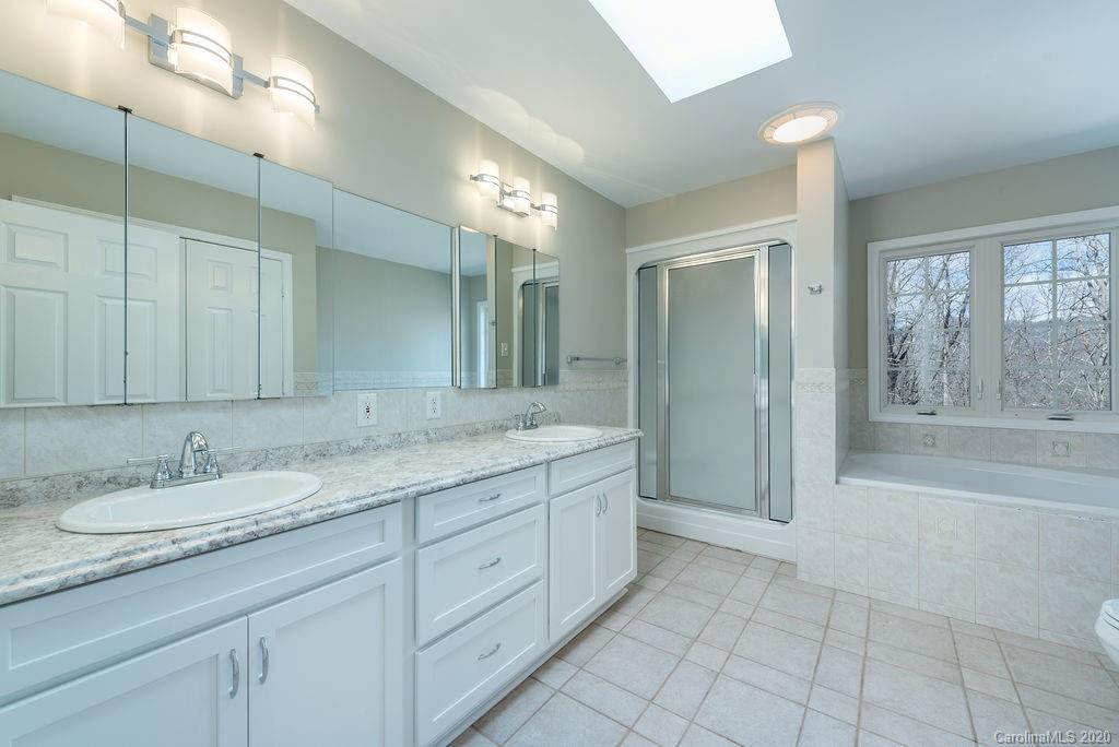 237 Church Road Fairview, NC 28730 - Photo 23 of 39 Gallery Image 23