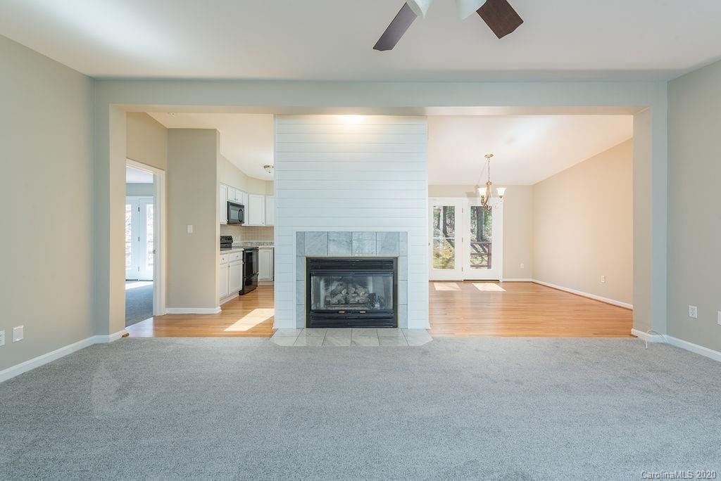237 Church Road Fairview, NC 28730 - Photo 6 of 39 Gallery Image 6