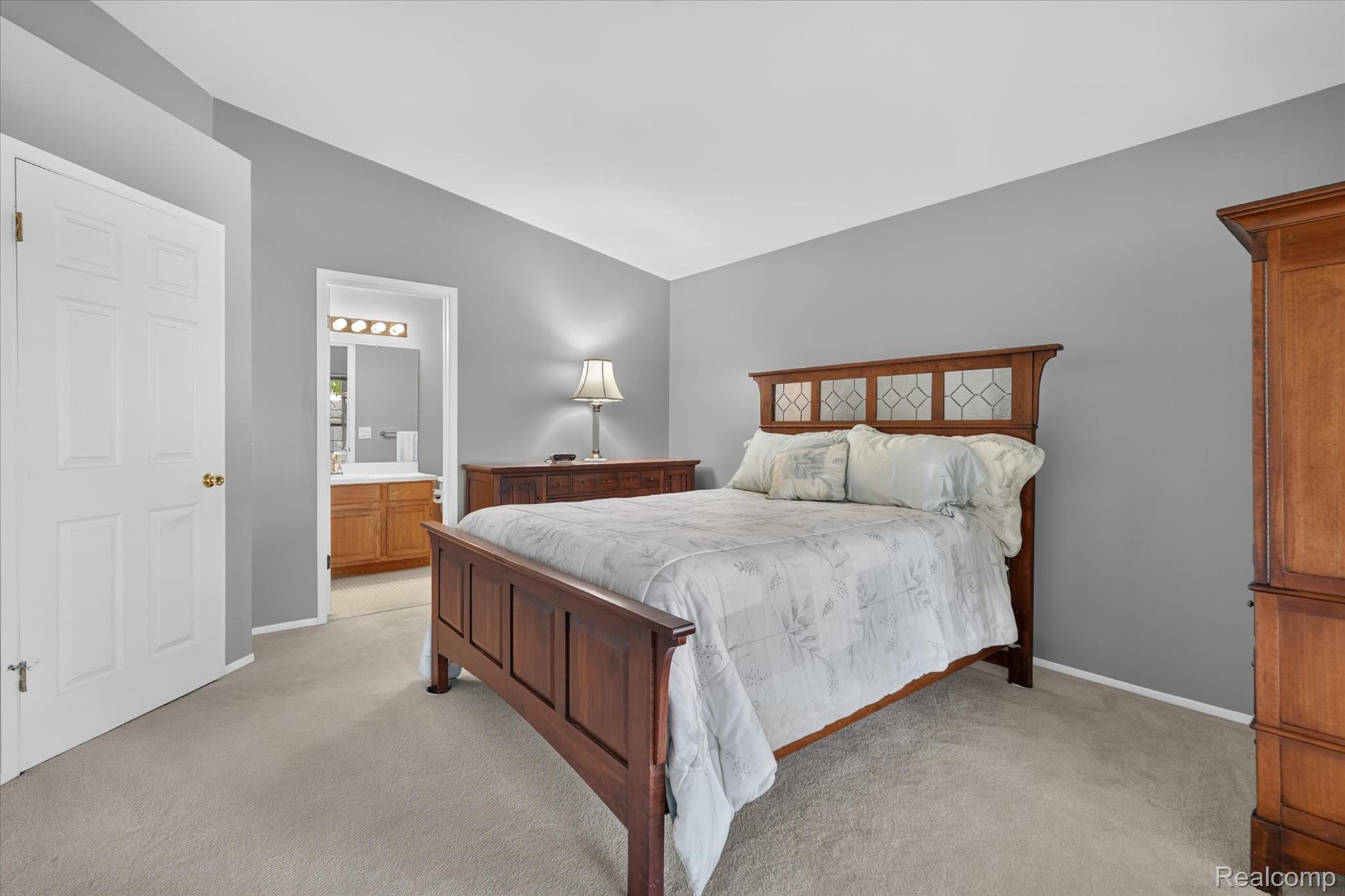 22076 Edgewater Novi, MI 48375 - Photo 23 of 47 21-22076-Edgewater-Windowstill.jpg