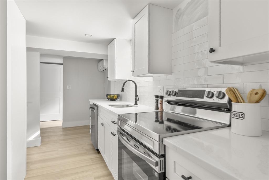 18 Lynn Street Malden, MA 02148 - Photo 27 of 42