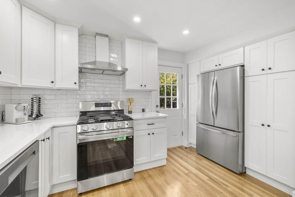 18 Lynn Street Malden, MA 02148 - Photo 9 of 42