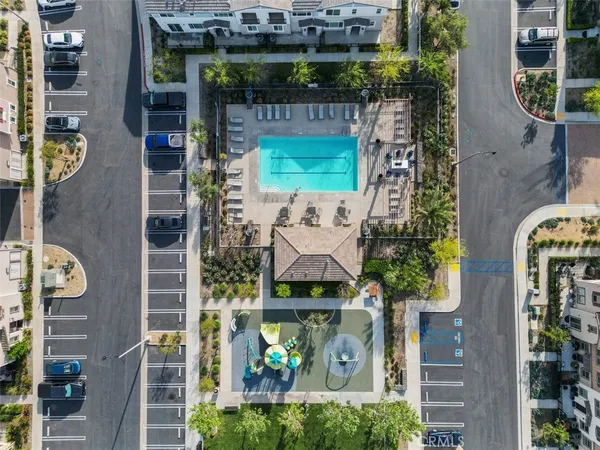 $529,000 | 16502 Casa Grande Avenue, Unit 516, Fontana, CA 92336