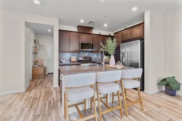 $529,000 | 16502 Casa Grande Avenue, Unit 516, Fontana, CA 92336