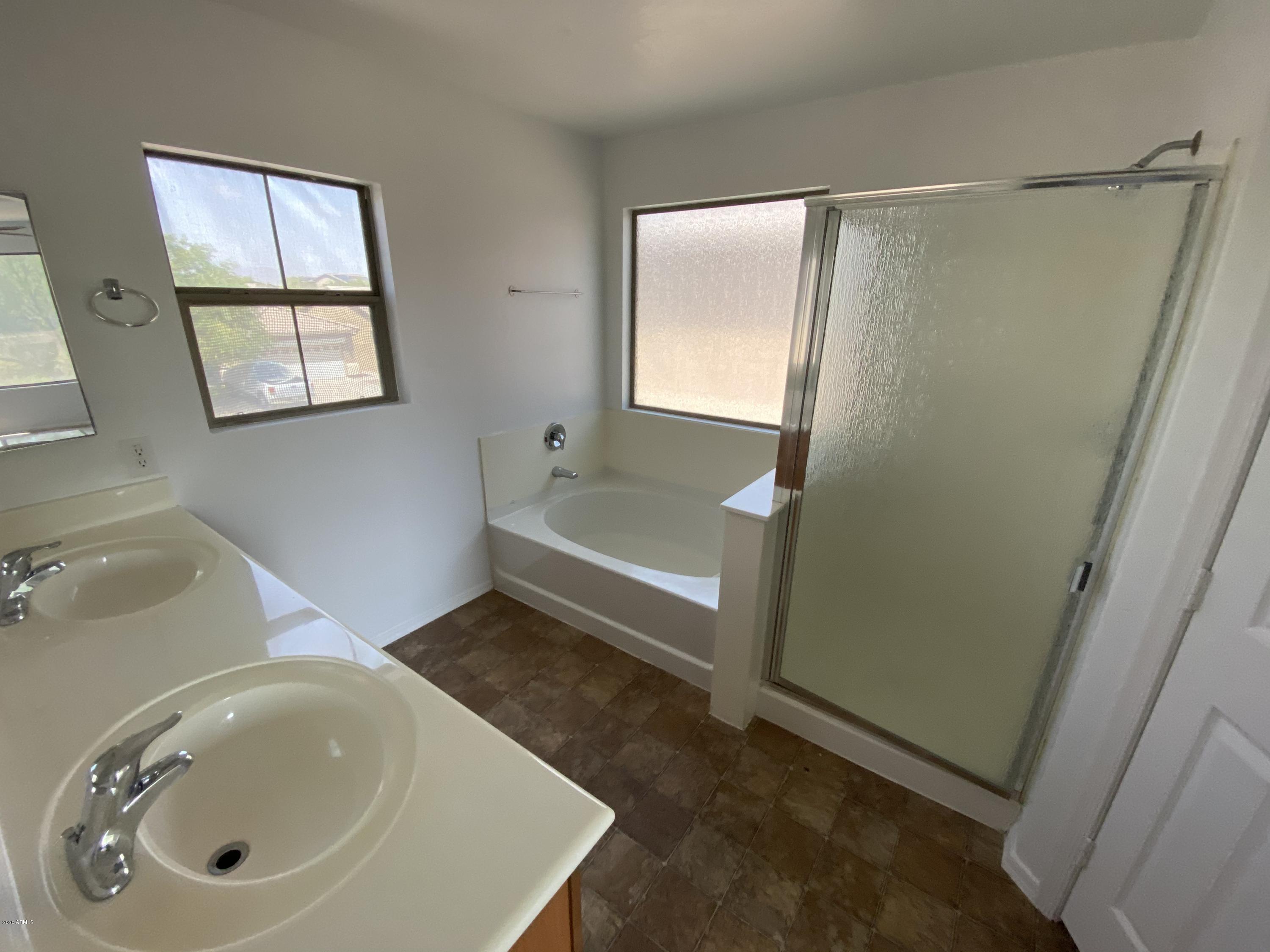 345 South 166th Drive Goodyear, AZ 85338 - Photo 10 of 15 IMG_1191