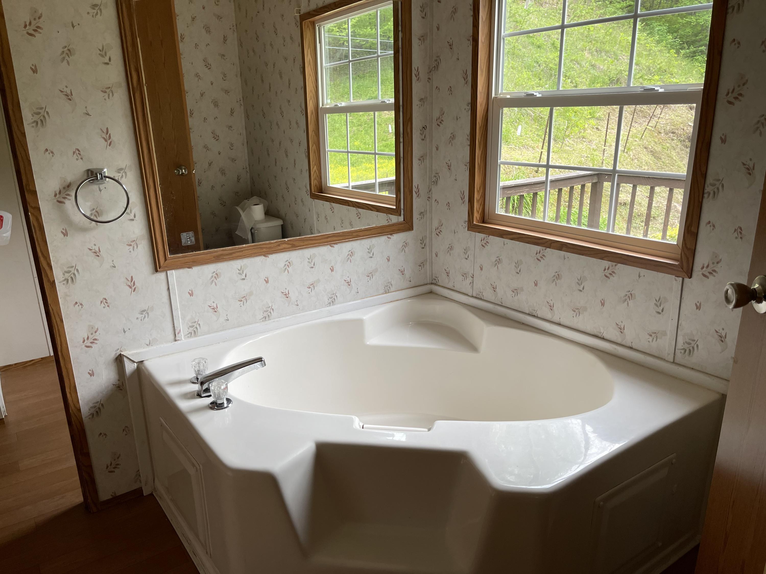 1032 Turkey Fork Road Scalf, KY 40982 - Photo 10 of 15 IMG_0446