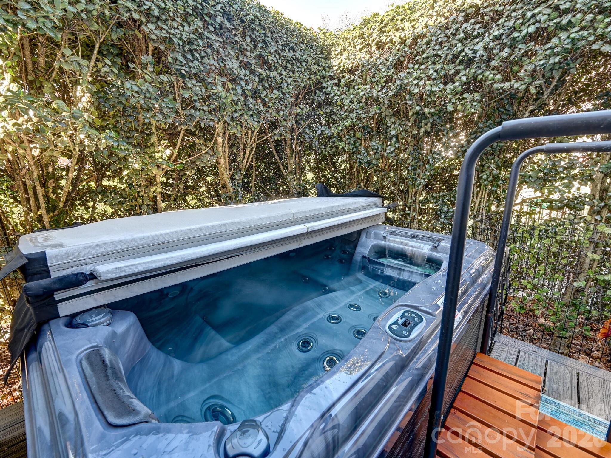 653 High Quarry Road Hendersonville, NC 28791 - Photo 26 of 43