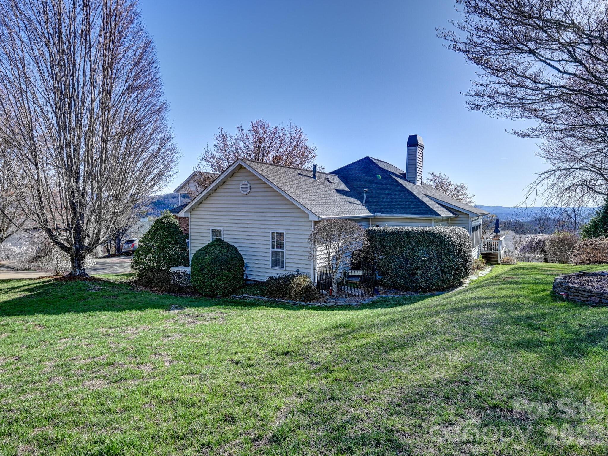 653 High Quarry Road Hendersonville, NC 28791 - Photo 27 of 43