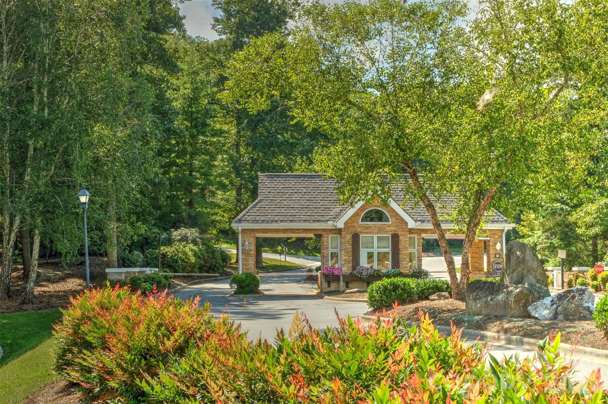 653 High Quarry Road Hendersonville, NC 28791 - Photo 30 of 43